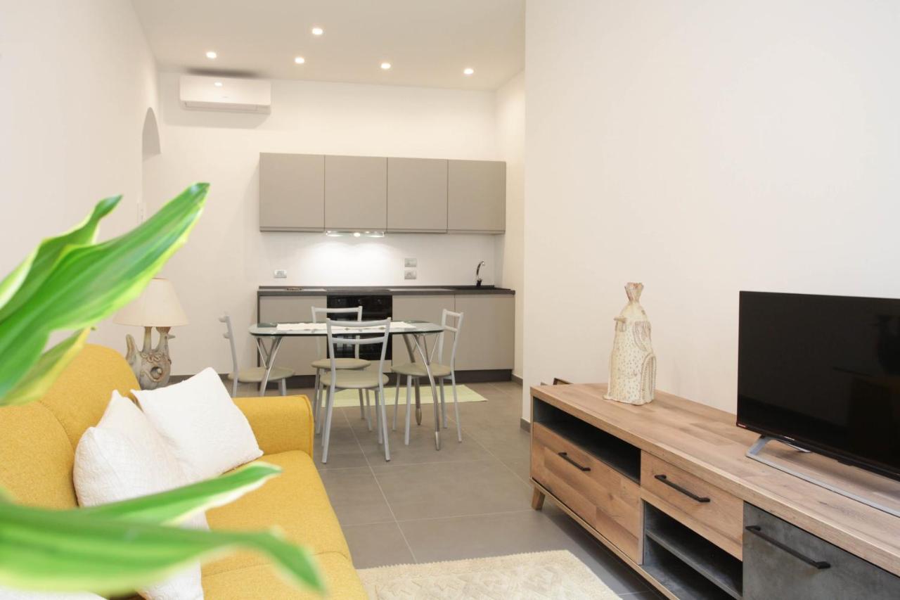 Bobo Apartment Альгеро Экстерьер фото